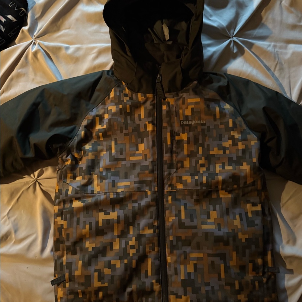 Patagonia Kids Digital Camo Raincoat - Black and Brown